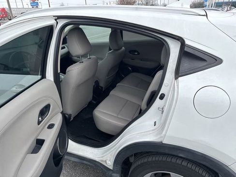 Used 2018 Honda HR-V EX-L image 11