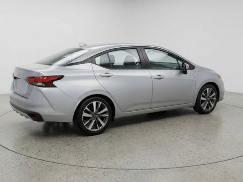 Used 2025 Nissan Versa SV FWD image 9