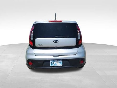 Used 2019 Kia Soul w/ Convenience Package FWD image 4