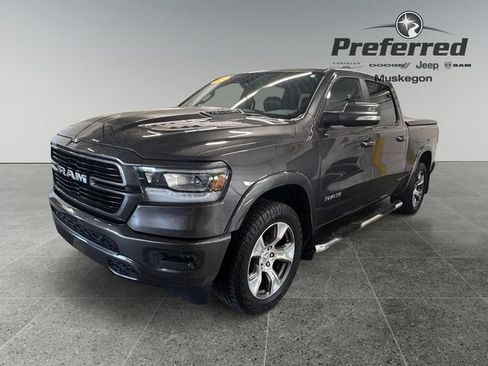 Used 2020 RAM 1500 Laramie w/ Sport Appearance Package AWD/4WD image 10