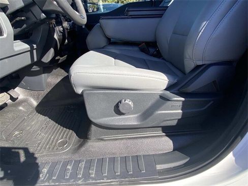 New 2026 Ford F450 XL w/ XL Chrome Package image 34