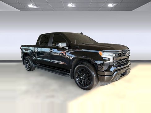 Used 2023 Chevrolet Silverado 1500 RST w/ Convenience Package II AWD/4WD image 7