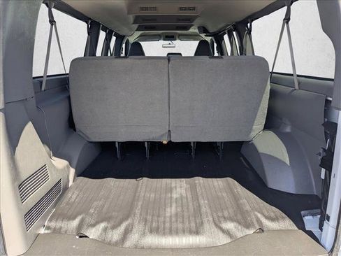 Used 2023 Chevrolet Express 3500 LS RWD image 7