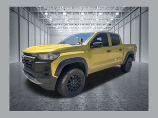 Used 2024 Chevrolet Colorado Trail Boss w/ Advanced Trailering Package AWD/4WD video 1