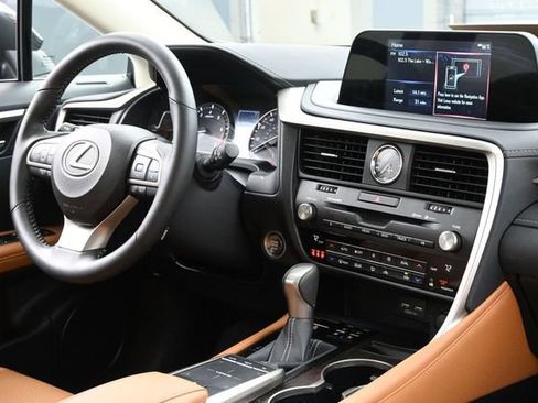 Certified 2022 Lexus RX 350 AWD w/ Premium Package image 29