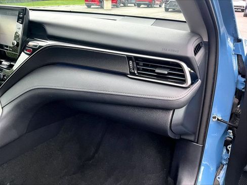 Used 2024 Toyota Camry XSE FWD image 13