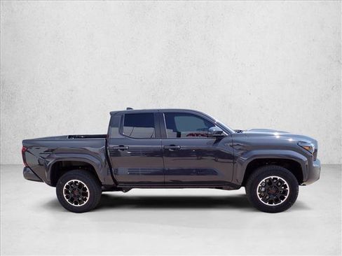 Used 2026 Toyota Tacoma TRD Sport AWD/4WD image 5