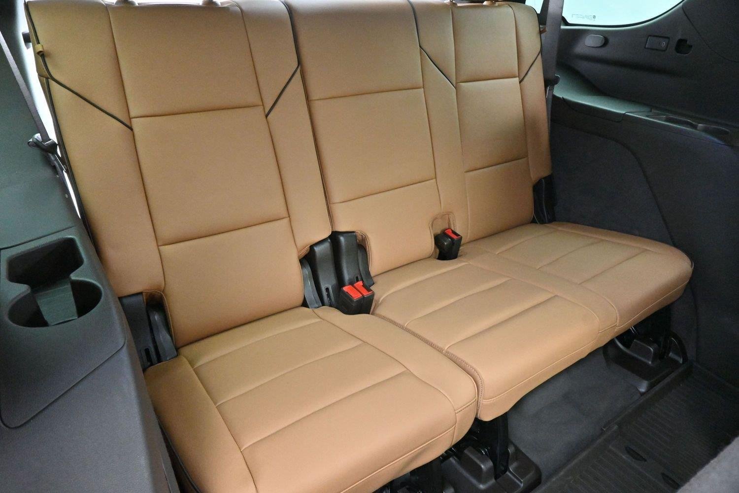 Certified 2025 Cadillac Escalade Premium Luxury AWD/4WD image 40