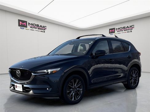 Used 2020 MAZDA CX-5 Signature image 3