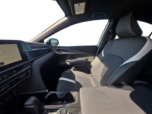 Certified 2026 Toyota Camry SE w/ Convenience Package image 11