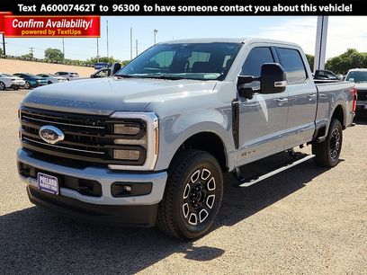 New 2026 Ford F250 Platinum w/ FX4 Off-Road Package