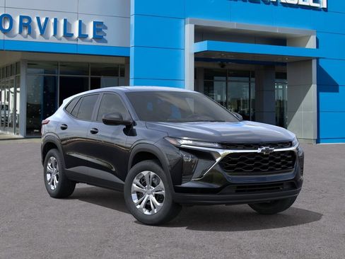 New 2026 Chevrolet Trax LS FWD image 7