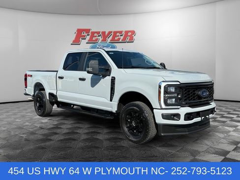 Certified 2025 Ford F250 XL w/ STX Appearance Package AWD/4WD image 7