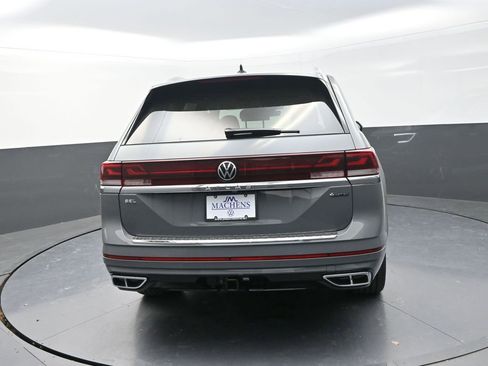 New 2026 Volkswagen Atlas SEL Premium R-Line AWD/4WD image 9
