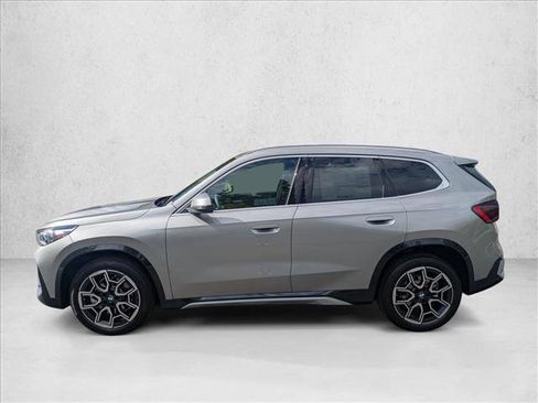 Used 2025 BMW X1 xDrive28i w/ Convenience Package AWD/4WD image 4
