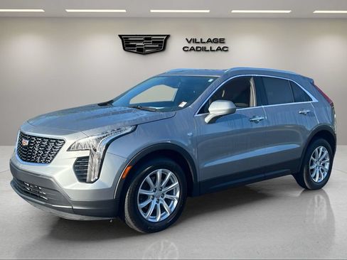 Certified 2023 Cadillac XT4 Luxury w/ Cold Weather Package FWD image 1