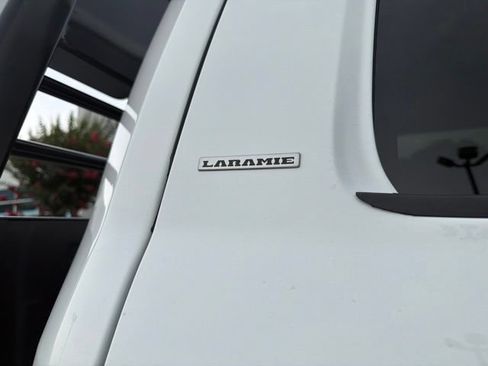 Used 2024 RAM 5500 Laramie AWD/4WD image 12