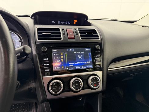 Used 2016 Subaru Crosstrek 2.0i Limited w/ Popular Package #2 AWD/4WD image 11