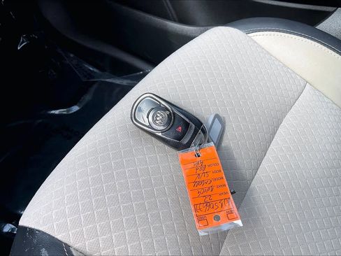 Certified 2022 Buick Encore Preferred w/ Safety Package image 10