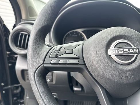 New 2025 Nissan Kicks Play S image 16