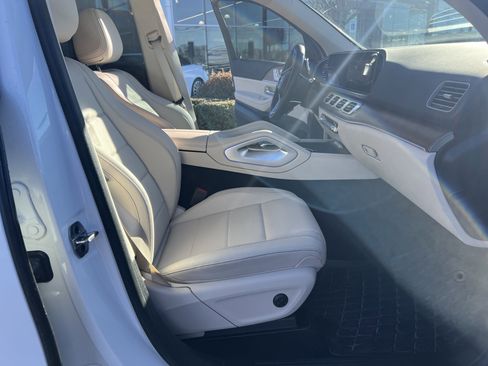 Used 2025 Mercedes-Benz GLE 350 4MATIC image 35