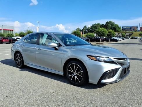 Certified 2023 Toyota Camry SE w/ Audio Upgrade Package FWD image 2