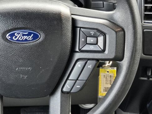 Used 2019 Ford F450 XLT w/ XLT Premium Package image 18