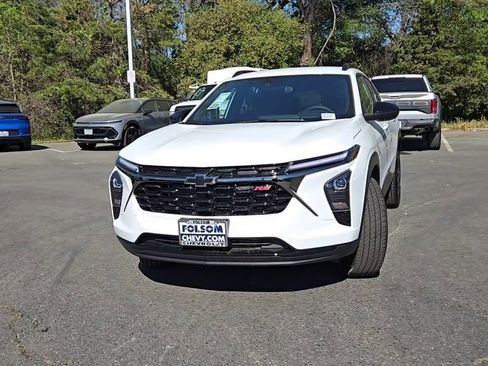 New 2026 Chevrolet Trax RS w/ Driver Confidence Package FWD image 4