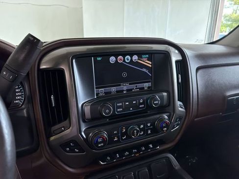 Used 2016 Chevrolet Silverado 2500 High Country w/ Duramax Plus Package AWD/4WD image 26