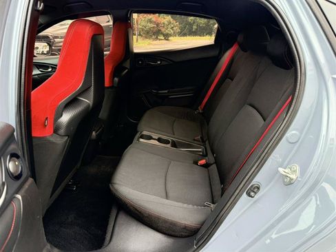 Used 2019 Honda Civic Type R image 19
