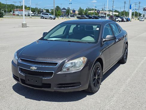 Used 2011 Chevrolet Malibu LS FWD image 7