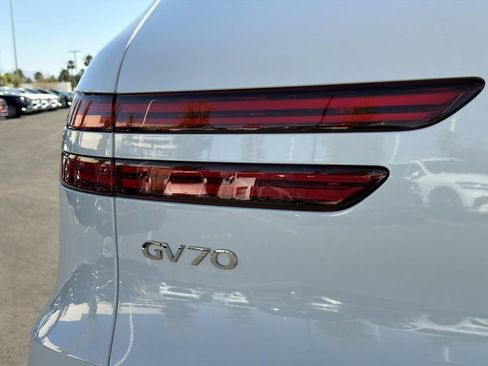 New 2026 Genesis GV70 3.5T Sport Prestige AWD/4WD image 16