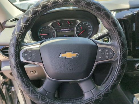 Used 2021 Chevrolet Traverse LT w/ LT Premium Package FWD image 30