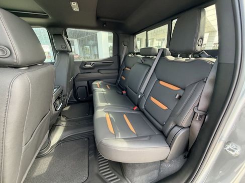 New 2026 GMC Sierra 1500 AT4 w/ AT4 Premium Package AWD/4WD image 18