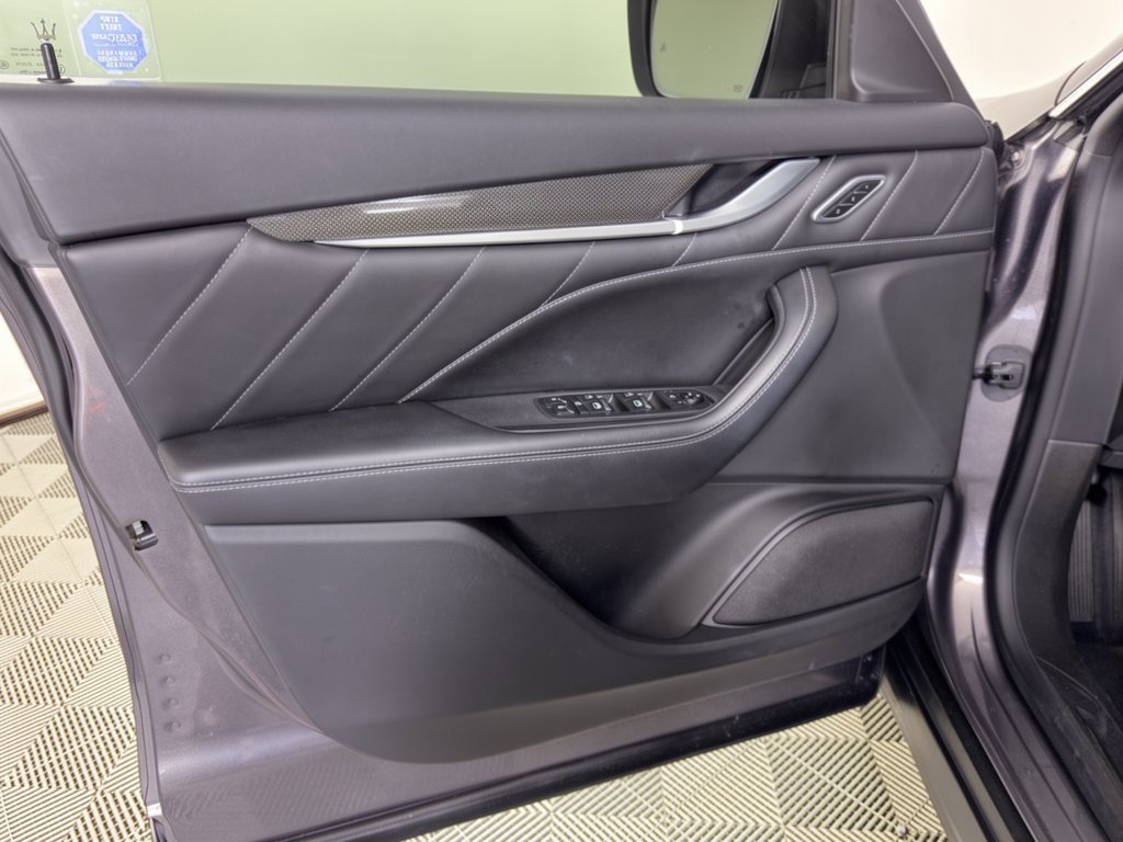 Used 2019 Maserati Levante AWD/4WD image 14