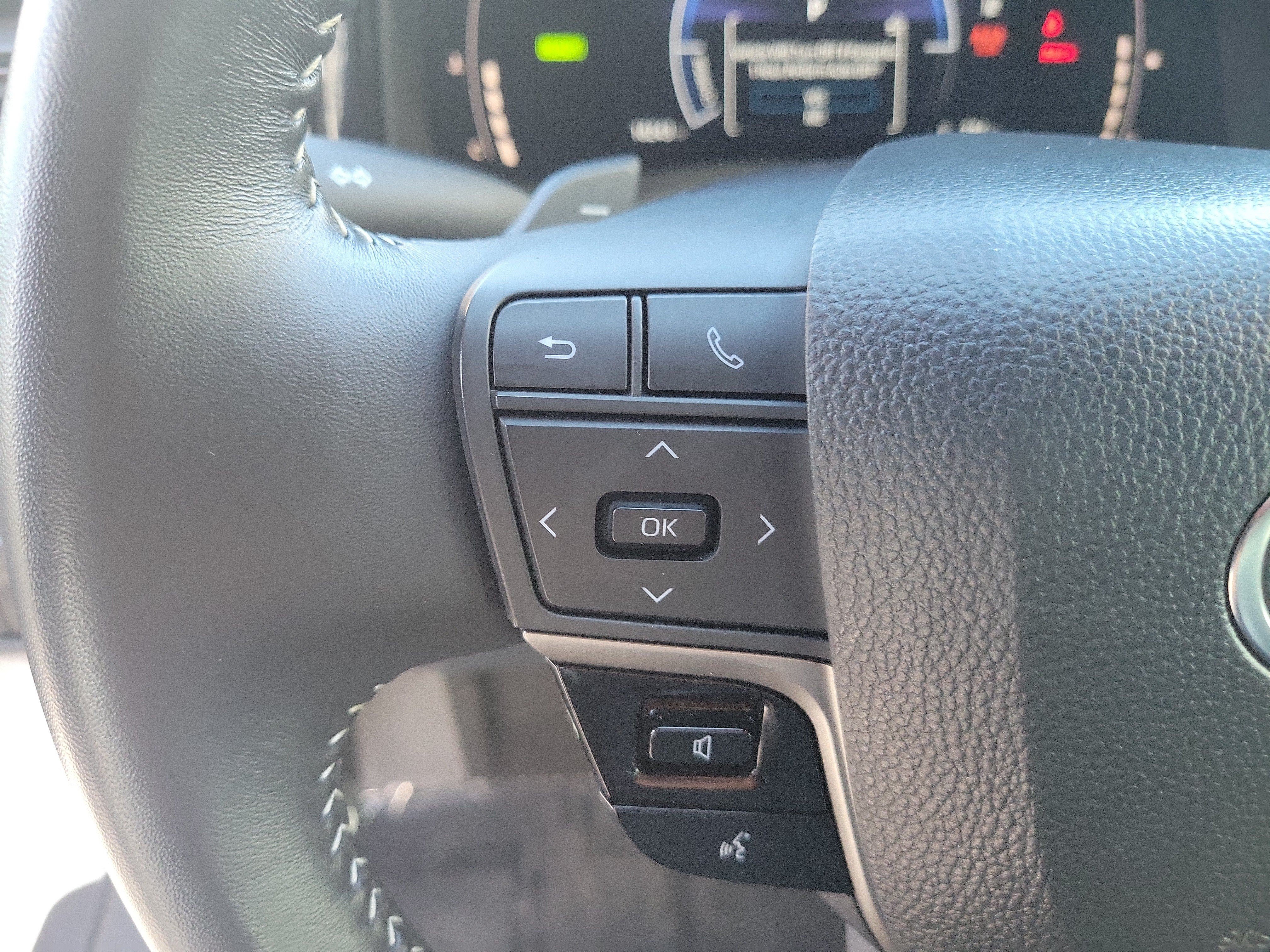 Used 2026 Toyota Camry SE w/ Multimedia Upgrade Package FWD image 26