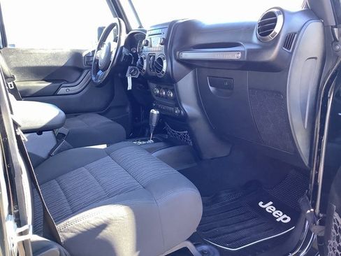 Used 2012 Jeep Wrangler Unlimited Sport image 31