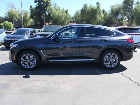 Used 2025 BMW X4 xDrive30i w/ Premium Package AWD/4WD image 6