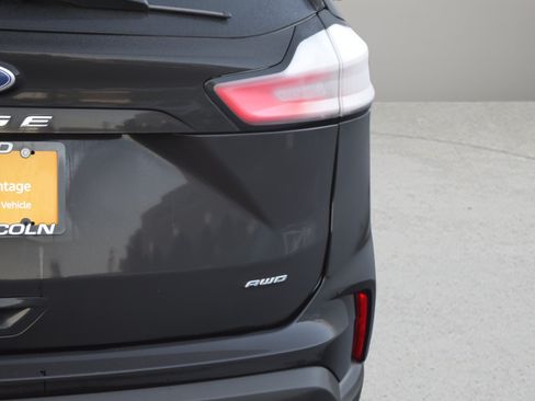 Used 2024 Ford Edge SEL AWD/4WD image 6