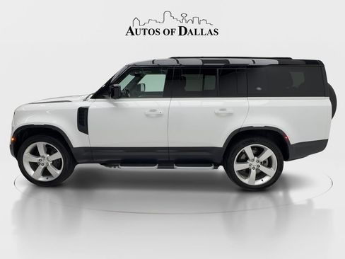 Used 2023 Land Rover Defender 130 SE AWD/4WD image 5