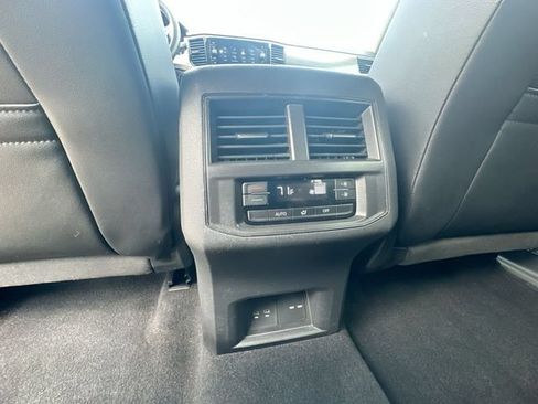 Used 2023 Volkswagen Atlas SE AWD/4WD image 23