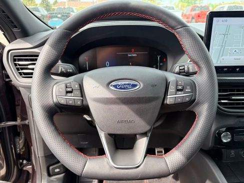 Used 2023 Ford Escape ST-Line w/ Tech Pack #1 AWD/4WD image 26
