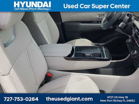 New 2026 Hyundai Tucson Limited image 24