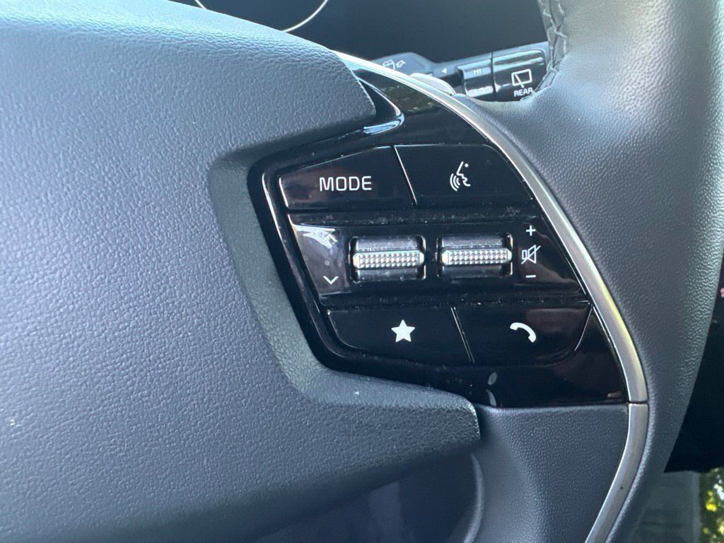Used 2025 Kia Niro Wind w/ Wind Preserve Package FWD image 12
