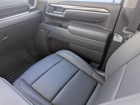 Certified 2026 Chevrolet Silverado 2500 LTZ w/ LTZ Convenience Package image 12