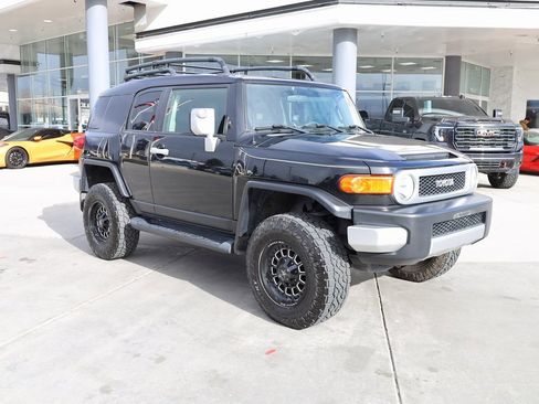 Used 2007 Toyota FJ Cruiser Base image 8