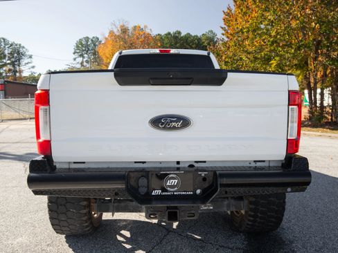 Used 2017 Ford F250 XLT image 14
