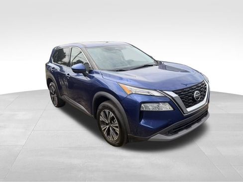 Used 2021 Nissan Rogue SV AWD/4WD image 3