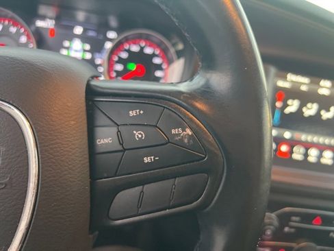 Used 2023 Dodge Charger SXT image 10