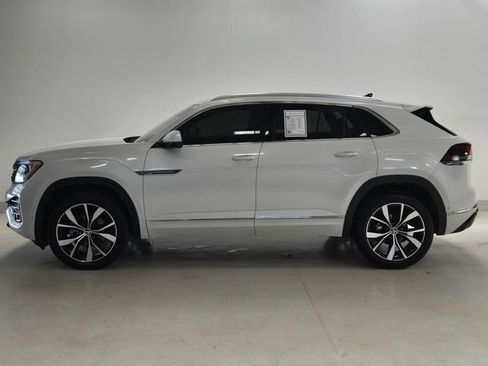 Used 2025 Volkswagen Atlas Cross Sport SEL Premium R-Line AWD/4WD image 39
